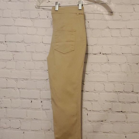 Khaki pants ( Any 5 Items For $20 ) - Picture 1 of 4